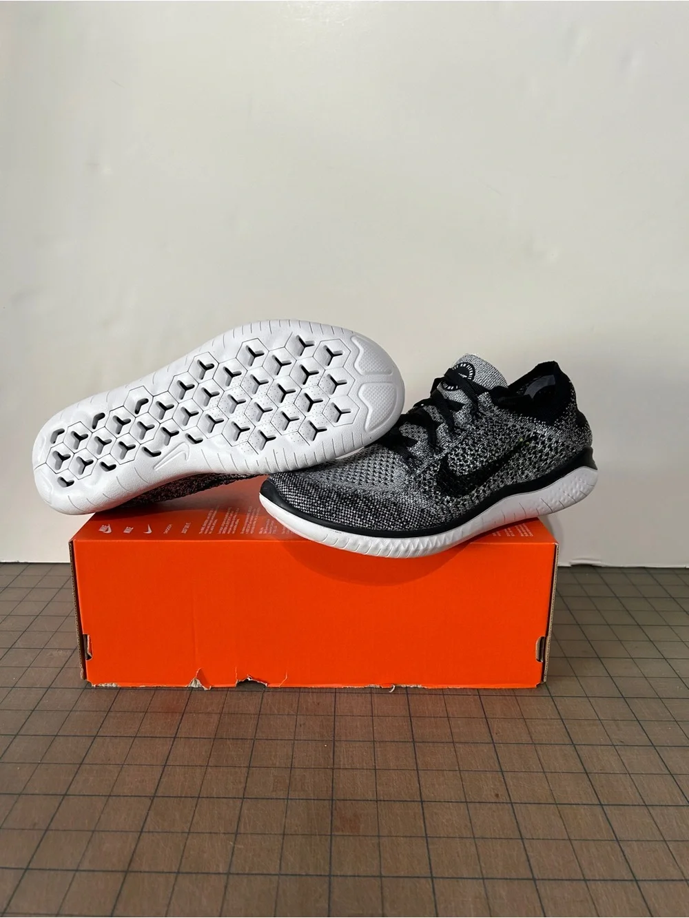 Nike Free Run Flyknit 2018 ‘White Black’